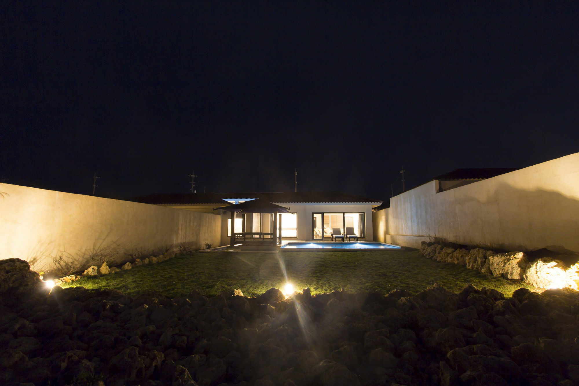 Konpeki The Villa All Suite Miyakojima  Екстер'єр фото